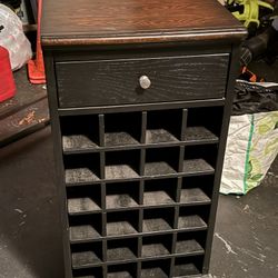 Side Table With Vine Rack