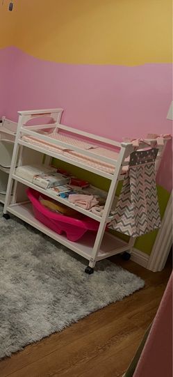 Graco changing table