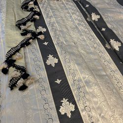 Curtain