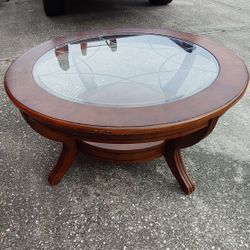 🇺🇸 Coffee Table