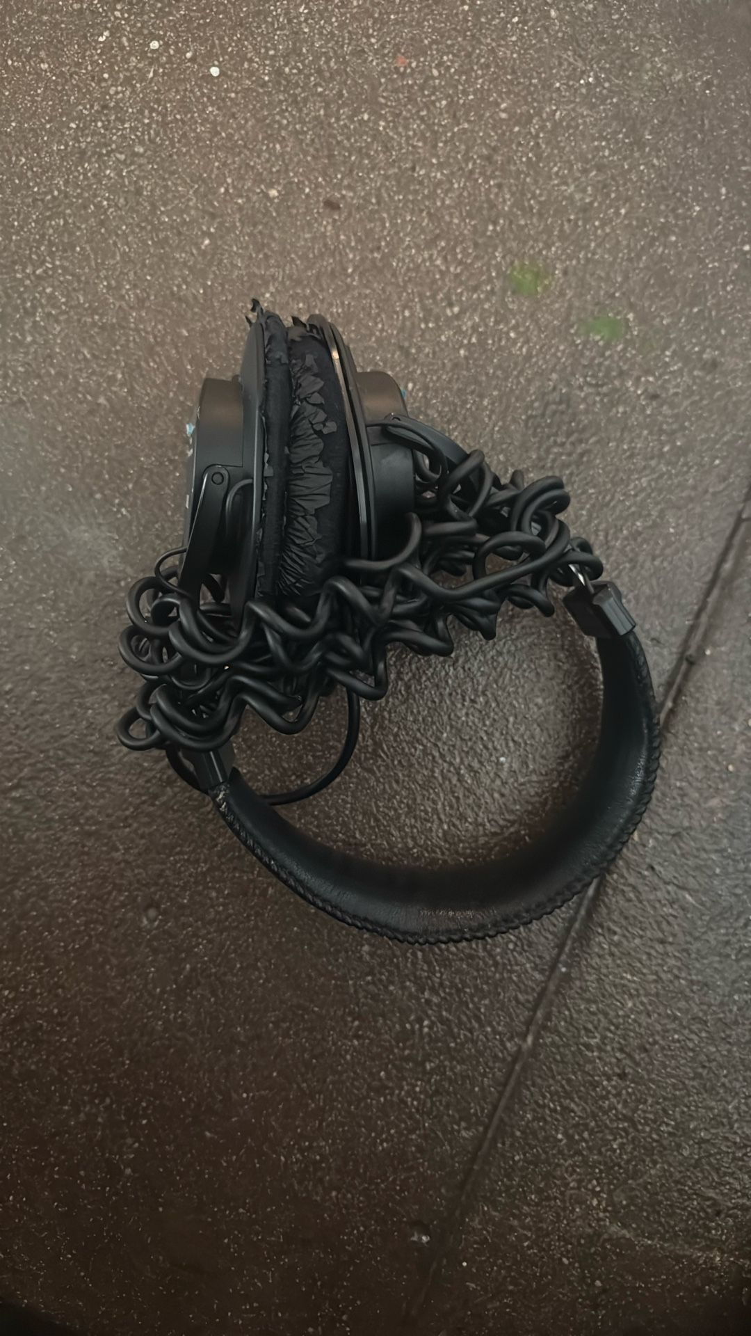 Sony Pro Headphones MDR 750
