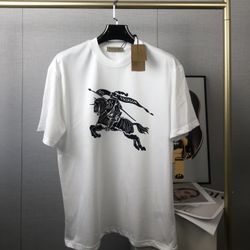 Burberry t-shirt
