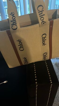 Chloé Medium Woody Tote