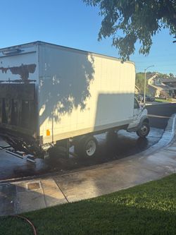 Ford E550 16’ Box truck with liftgate