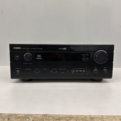 YAMAHA RECEIVER. 320 ATT