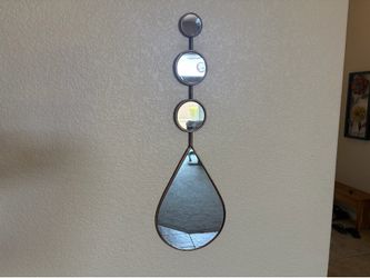 Unique Modern Teardrop Shaped Accent Mirror
