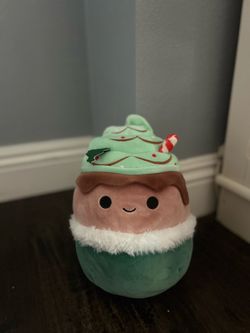 Ernesto Christmas Squishmallow 10”