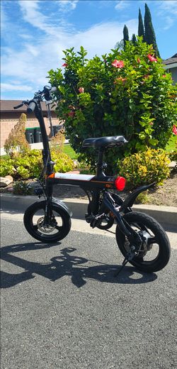Electric Bike & Charger 14' tires