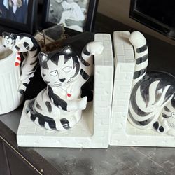 Vintage Takahashi “Tom Cat” Ceramic Bookends & Cup