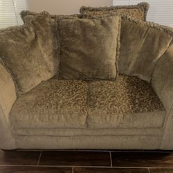 Couch (free)