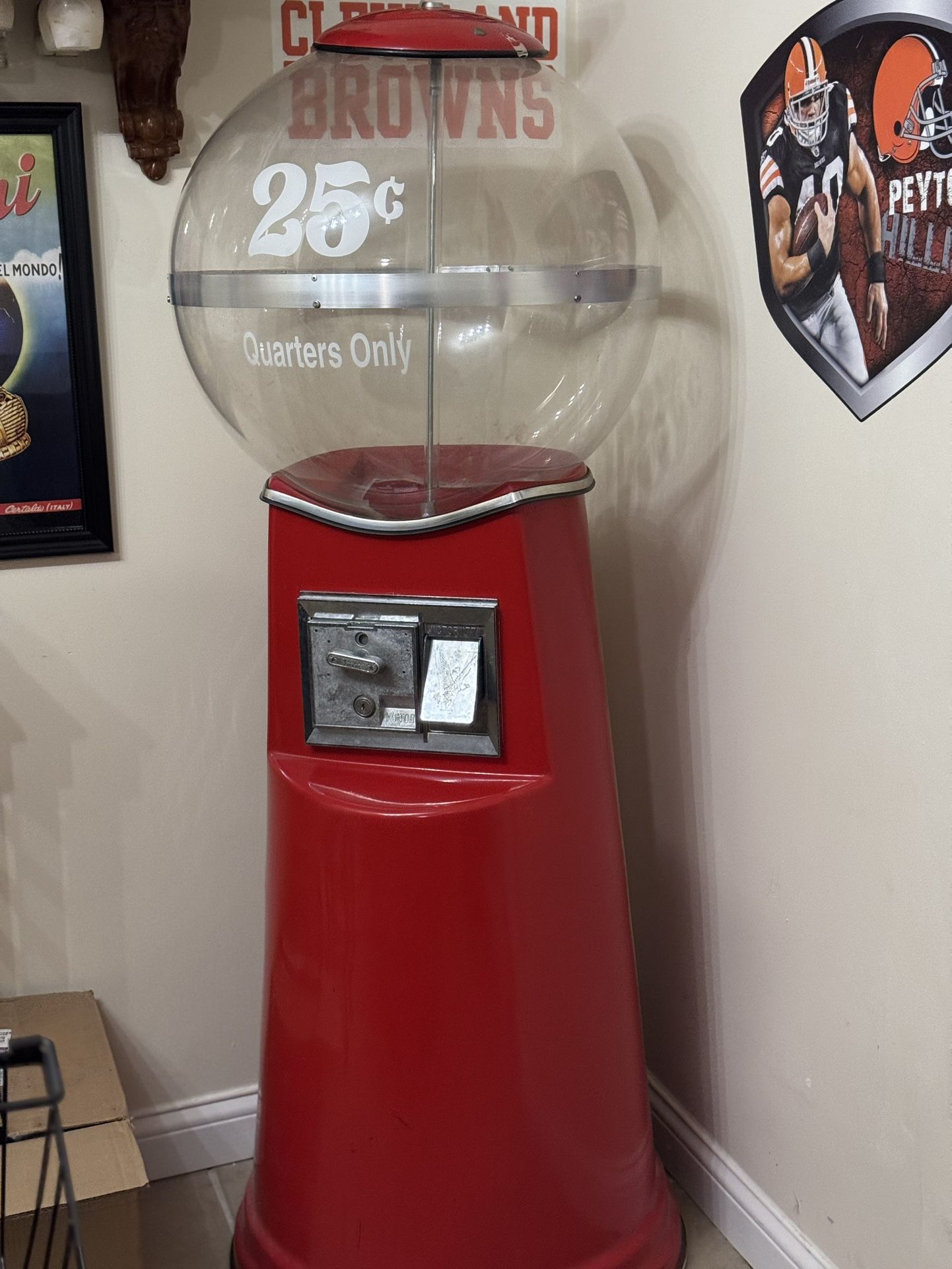 Victor Gumball Machine