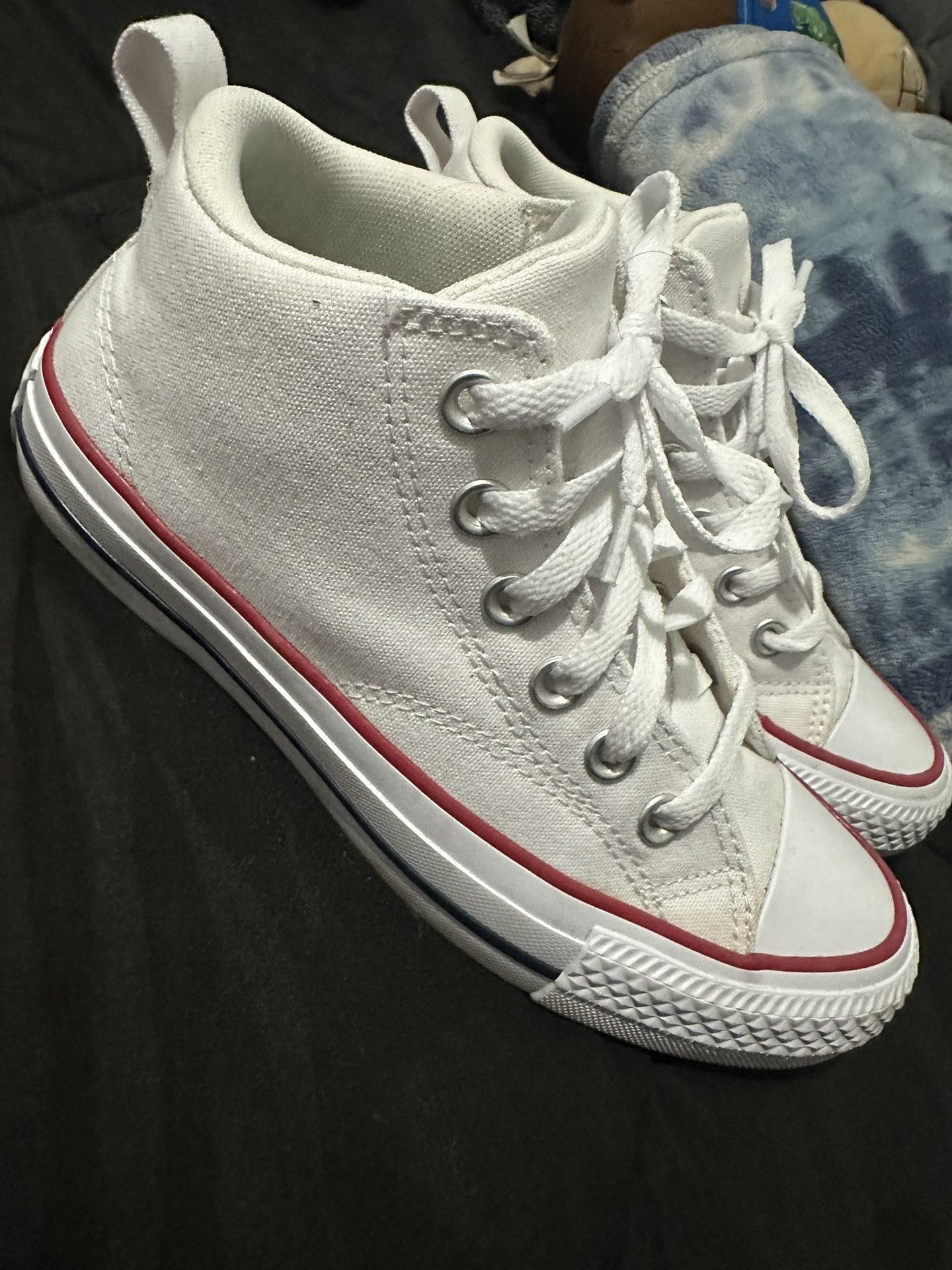 Converse Youth