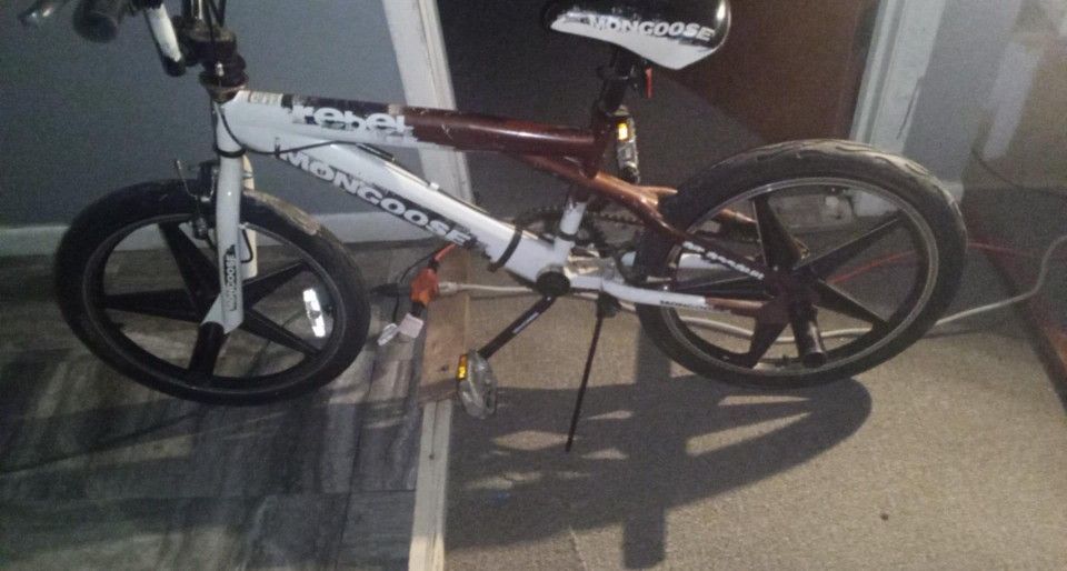 Mongoose Rebel 20-in BMX