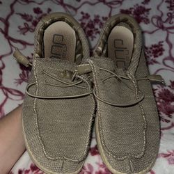 Hey Dude Wally Sox Slip-Ons – Beige  Men’s size 7