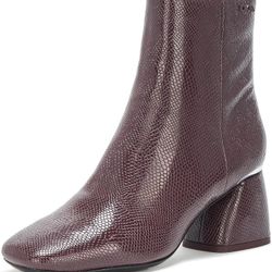"DKNY" WOMEN'S CALEENA HEELED FASHION BOOTIE BOOT
