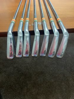 Srixon 4-wedge zx7 mark 2