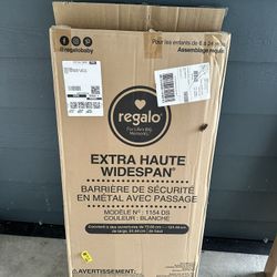 Regalo 36” Extra Tall And Wide Baby Gate 
