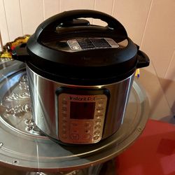 new never used instant pot duo plus