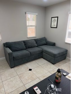 Pull out couch
