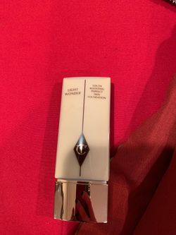 Charlotte Tilbury light wonder foundation