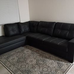 Black Leather Couch 