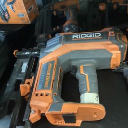 RIDGID 18V Brushless 16ga Brad Nailer (Tool-Only) $200