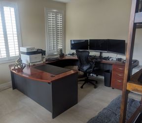 U shaped Desk - Office Furniture