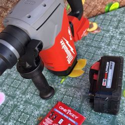Milwaukee
M18 FUEL 18V Lithium-Ion Brushless Cordless SDS-Plus 1-1/8 in. Rotary Hammer Drill  with high output 8.0ah battery