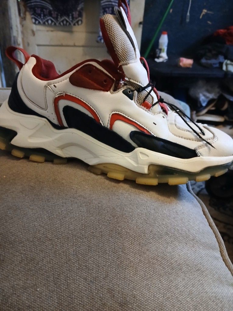 Size 10 For 20 Dollars Firm