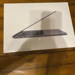 2020 Apple MacBook Pro (Intel i5 13 Inch display Touch Bar 16GB Ram 512GB SSD)


