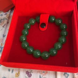 Genuine Burmese Green  Bead Bracelet 
