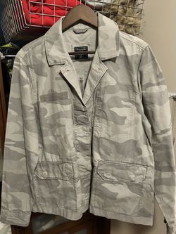 NEW Abercrombie & Fitch Women's Light Green Camo Utility Jacket, Size XL