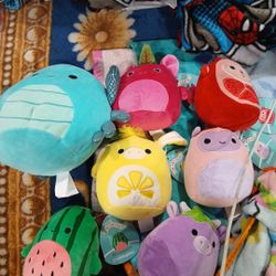 SQUISHMALLOWS