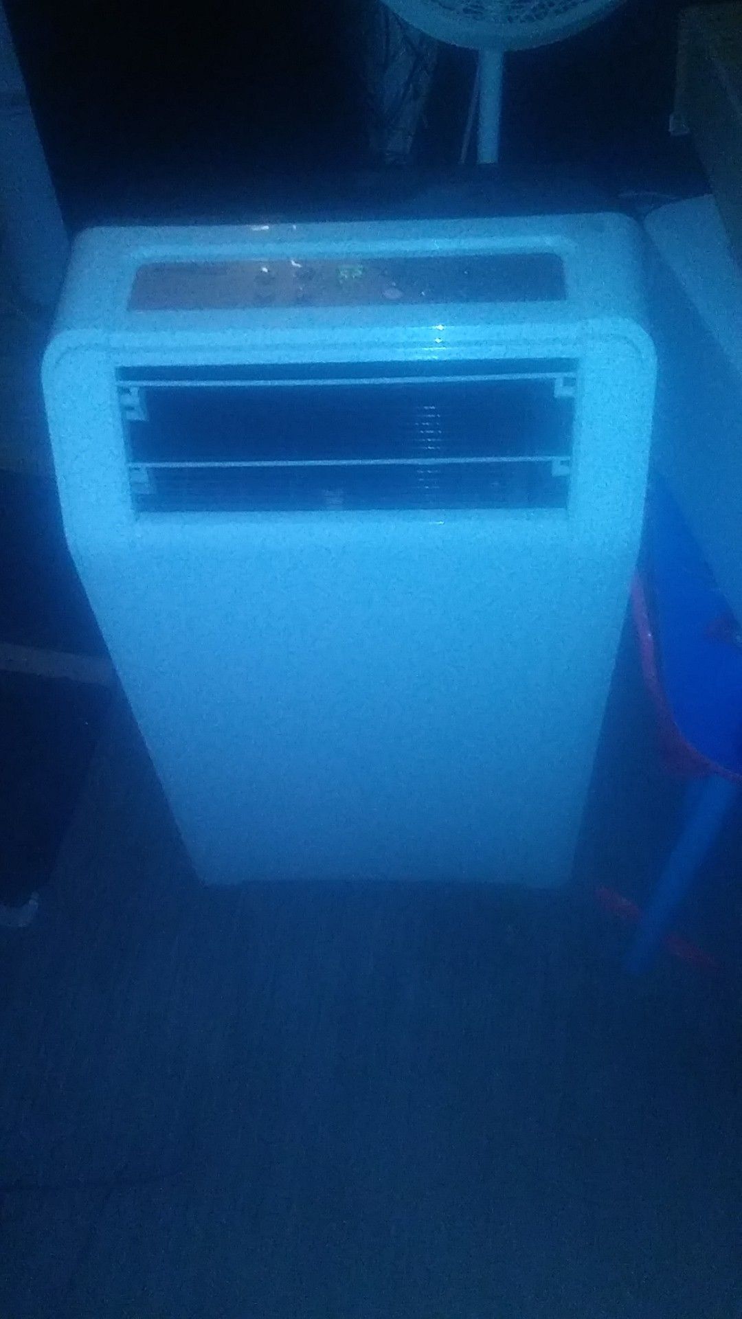 Koldfront stand up ac unit