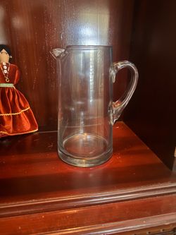 Glass pitcher restaurant grade