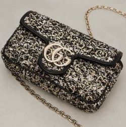 Gucci boucle Tweed Marmont Flap Mini 2025 Bag 