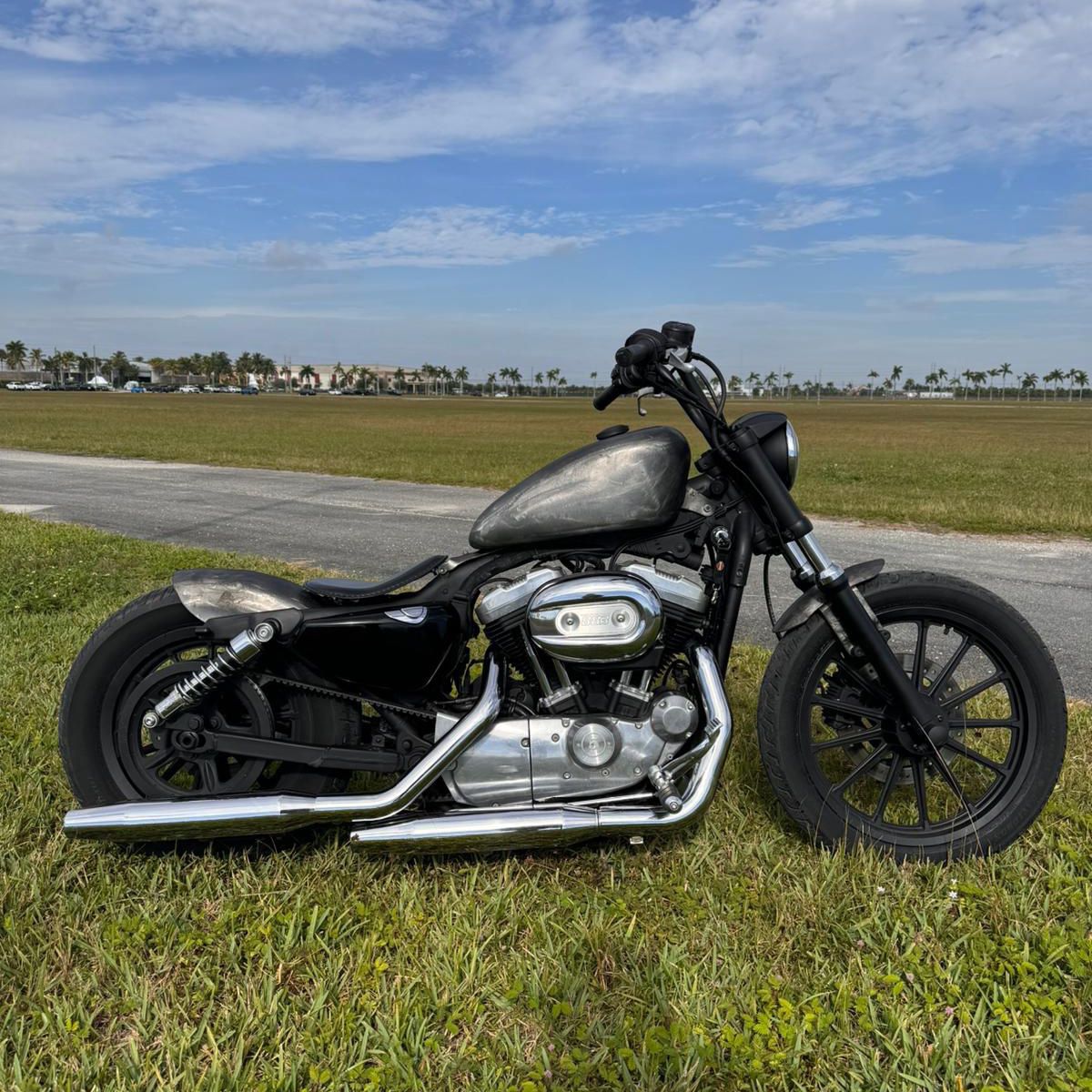 Custom Harley 883