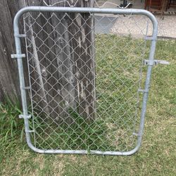 YARD GATE 3ft x 4ft, portón de yarda, semi-nueva, $100