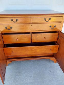 Wood Dresser with key