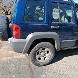 Jeep Liberty 05