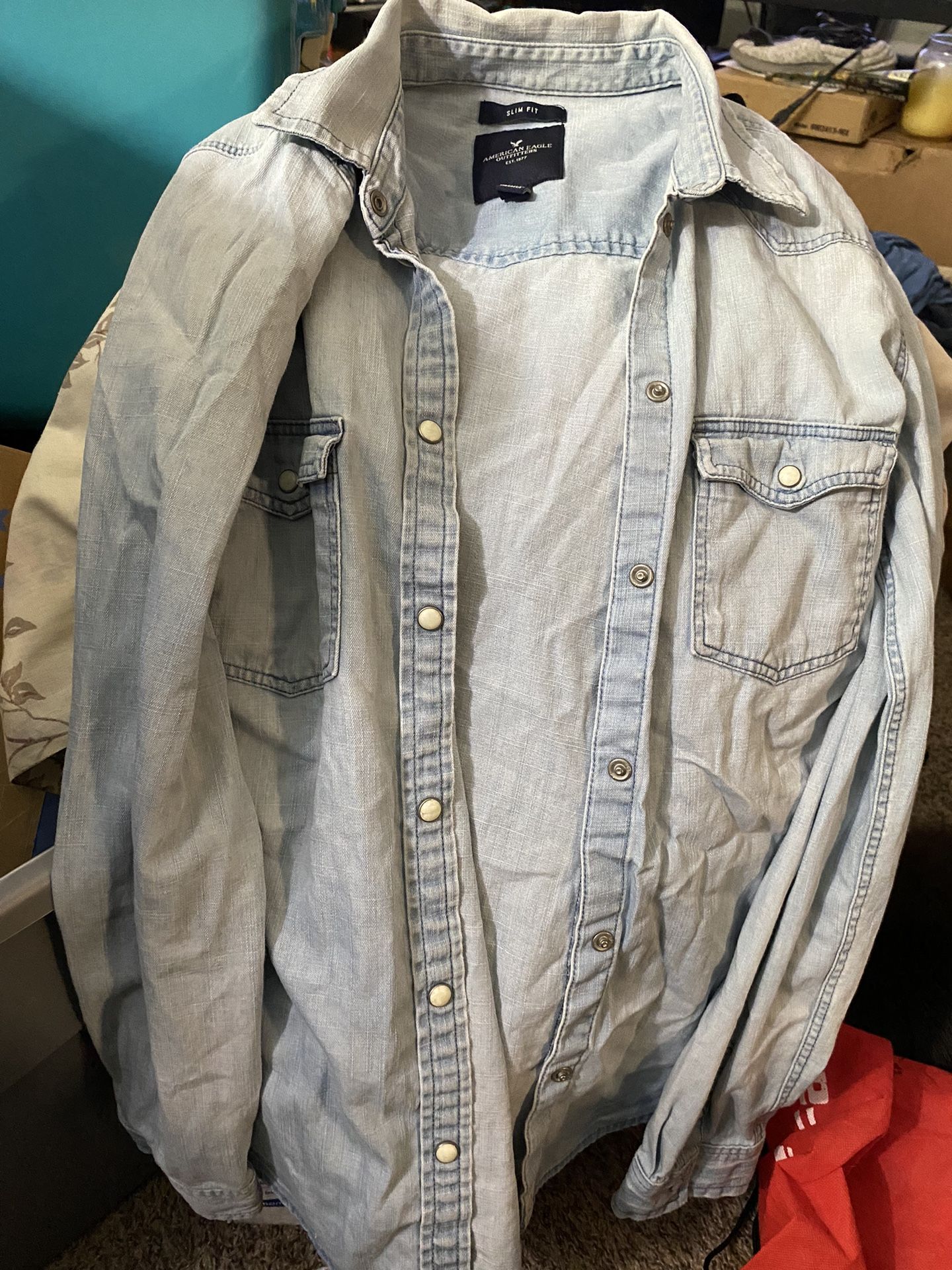 American Eagle Jean Jacket Size Medium