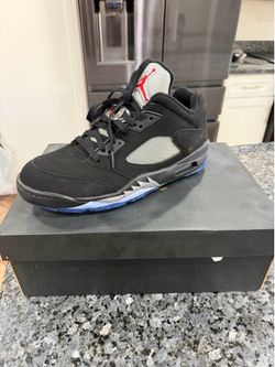 Jordan’s golf shoes