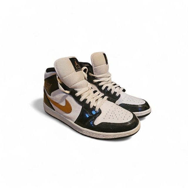 Air Jordan 1 Mid SE