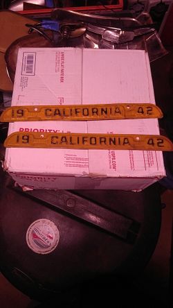 Topers for license plates