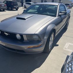 Ford Mustang GT 