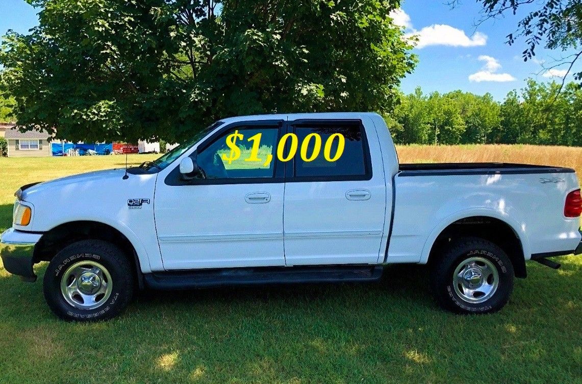 🍏🟢💲1,OOO For sale URGENTLY this Beautiful💚2002 Ford F150 nice Family truck XLT Super Crew Cab 4-Door Runs and drives very smooth V8🟢🍏