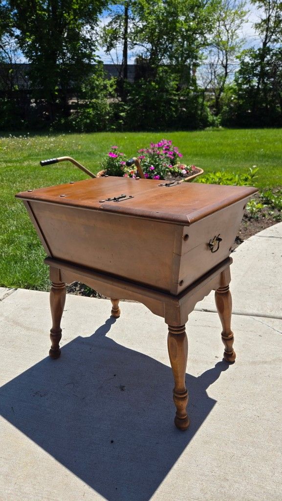Vintage Ethan Allen Dough Riser