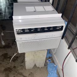 Ac Unit In Perfect Condition Give Best Offer