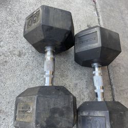 Dumbells 