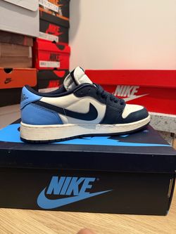 Air Jordan 1 retro low university blue